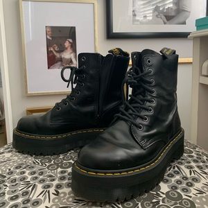 Dr. Marten Jadon boots